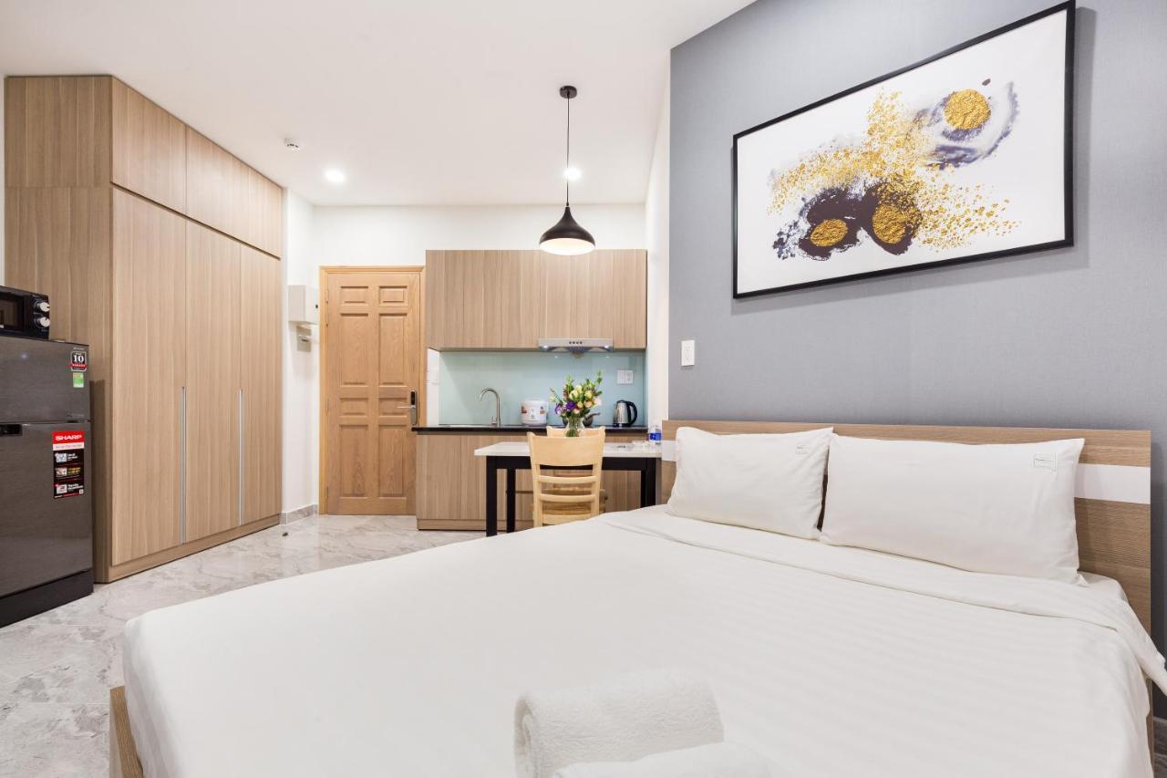 Studio Serviced Apartment - Phu Nhuan Center Хошимін Екстер'єр фото